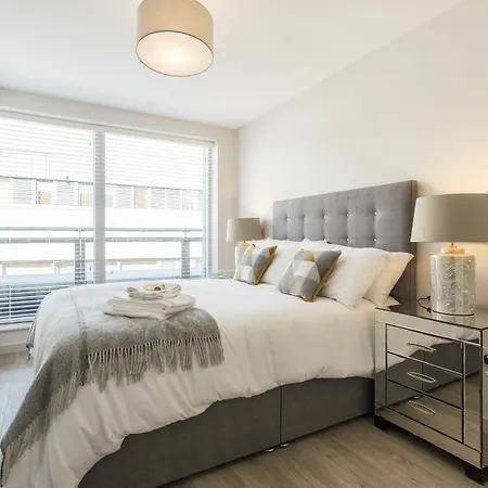 The Luxury Smithfield Penthouse *